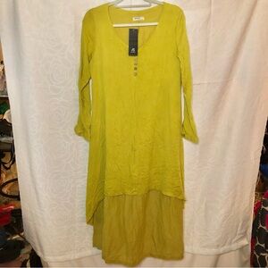 NWT ANSELF Boho Hippie Lime Green Long Sleeve Maxi Tiered Dress. Size M.